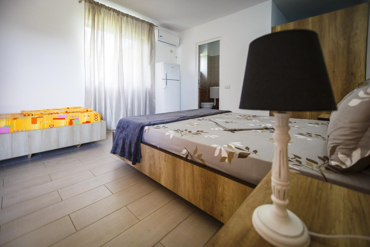 Hotel Casa Tudorascu Vama Veche Zewnętrze zdjęcie