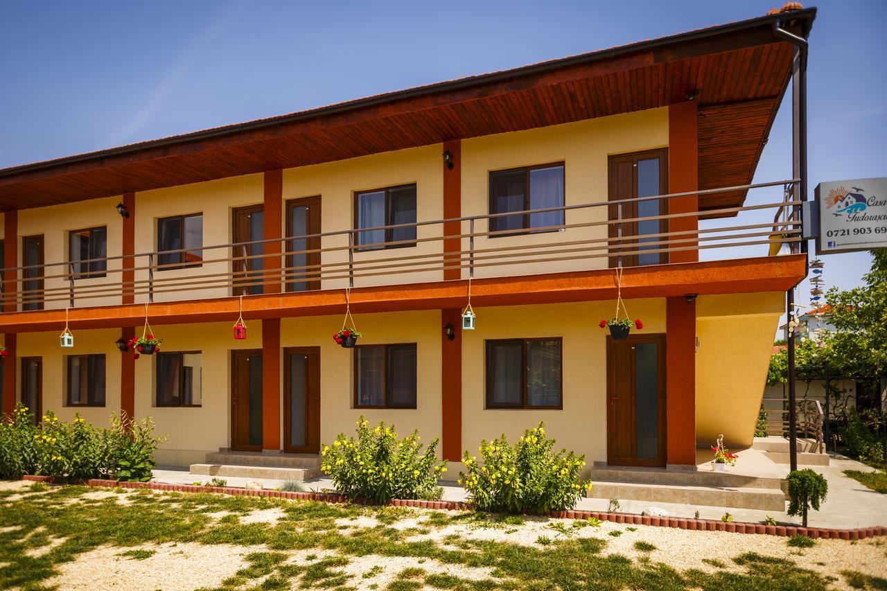 Hotel Casa Tudorascu Vama Veche Zewnętrze zdjęcie